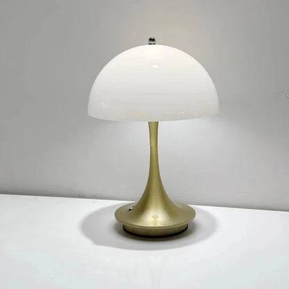 Pantonique™ Rechargeable Table Lamp