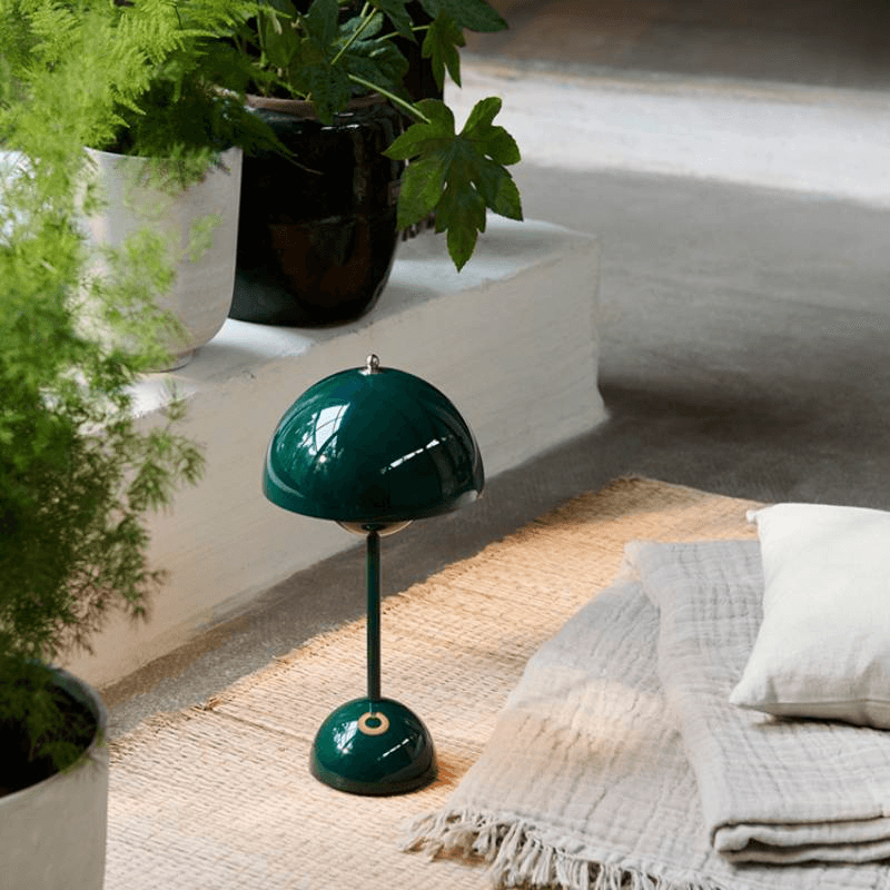 ModFlo Flowerpot VP9 Rechargeable Table Lamp